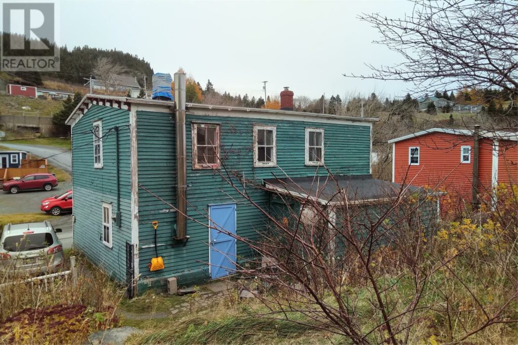 Newfoundland Salt Box House Tors Cove 