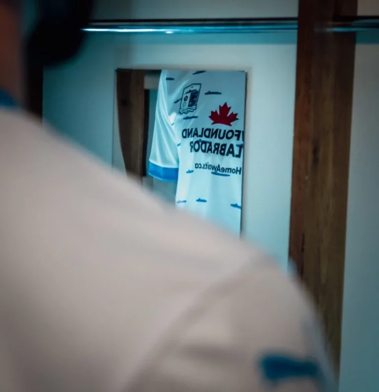 Read more about the article Government of Newfoundland and Labrador Sponsors Barrow FC Jerseys